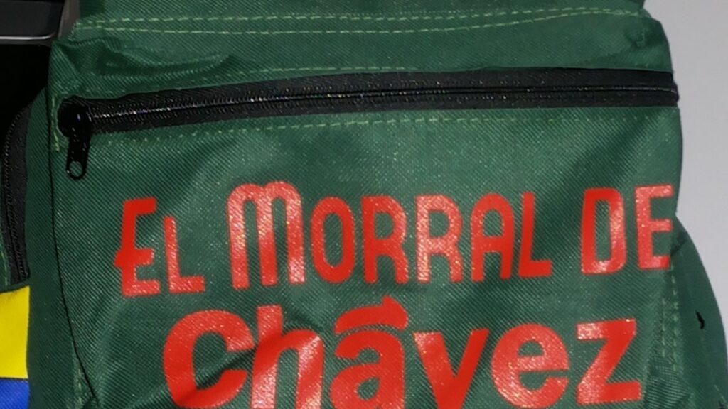 Libro Frases y Pensamientos de Hugo Chávez, “El Legado” forma parte de la colección “Morral de los Sueños del Comandante Supremo”