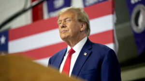 Fiscales de EE.UU: Un «agente» de Trump intentó provocar otro motín en las elecciones de 2020