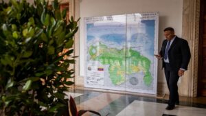 Empresarios de Venezuela entregan al Gobierno propuestas para el desarrollo del Esequibo