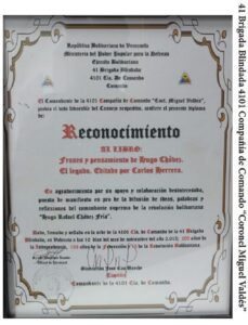 Libro de Chávez Frases y Pensamientos “El Legado” recibió un reconocimiento de la 4101 Compañía de Comando del Ejército Bolivariano