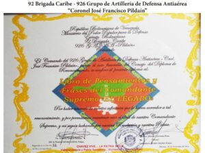 Libro de Chávez Frases y Pensamientos “El Legado” recibió reconocimiento del 926 Grupo de Artillería de Defensa Antiaérea “Cnel. José Francisco Pildaín”
