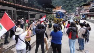Autoridades piden a pobladores de Machu Picchu denunciar intentos de protesta en la zona