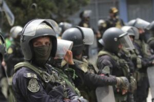 Gobierno peruano faculta a la Policía a impedir la minería ilegal con uso de explosivos