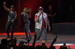 Don Omar exhorta a sus seguidores a que encuentren en la música «un refugio»