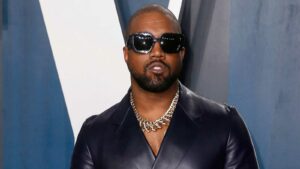 Kanye West pide disculpas en redes sociales a la comunidad judía en hebreo