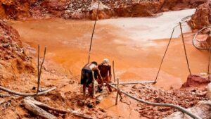 Gobierno asegura haber dado un «duro golpe» a la minería ilegal y al narcotráfico en 2023