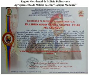 Libro de Chávez Frases y Pensamientos “El Legado” recibió reconocimiento de la Agrupamiento de Milicia Falcón “Cacique Manaure”