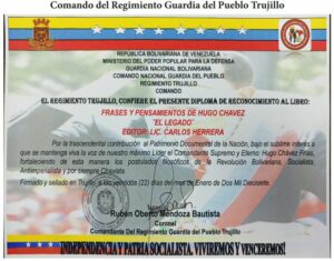Libro de Chávez Frases y Pensamientos “El Legado” recibió reconocimiento del Regimiento de la Guardia del Pueblo en Trujillo