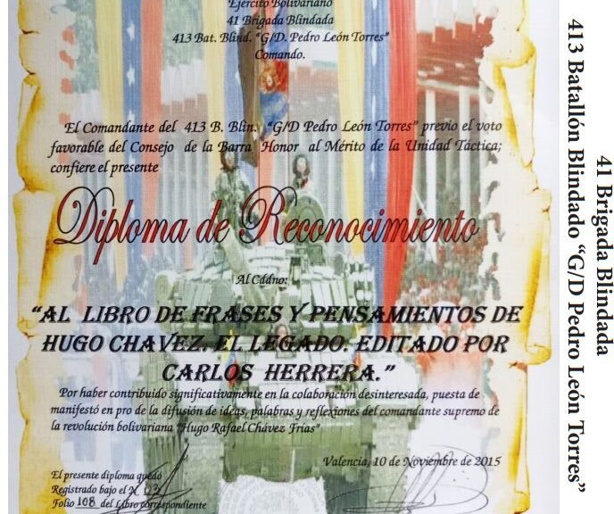 Libro de Chávez Frases y Pensamientos “El Legado” recibió reconocimiento del 413 Batallón Blindado “GD Pedro León Torres”