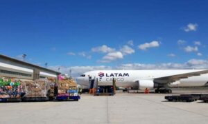 Aeropuertos de Quito y Guayaquil operan con normalidad pese a ola violencia en Ecuador