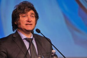 Acuerdo con FMI permitirá a Argentina tener 4.650 millones de dólares para vencimientos