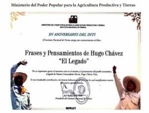 Libro de Chávez Frases y Pensamientos “El Legado” recibió reconocimiento Instituto Nacional de Tierra (INTI)