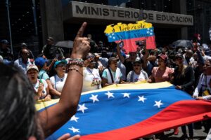 Maestros venezolanos exigen al Gobierno reanudar negociaciones para nuevo convenio laboral