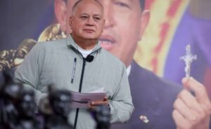 Diosdado Cabello a la oposición: No vamos a dejar que embochinchen al país