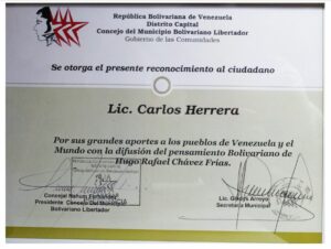 Libro de Chávez Frases y Pensamientos “El Legado” recibió reconocimiento del Gobierno de las Comunas del Consejo del Municipio Bolivariano Libertador