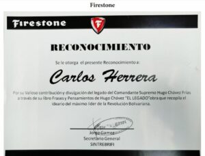 Libro de Chávez Frases y Pensamientos “El Legado” recibió reconocimiento del sindicato de trabajadores de la empresa Firestone