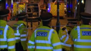 Nueve personas, entre ellas dos niños, heridas tras ser atacadas con ácido en Londres