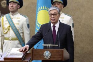 Dimite el Gobierno de Kazajistán