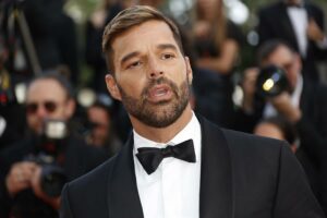 Ricky Martin califica como «luminosa» la experiencia de actuar junto a Carol Burnett