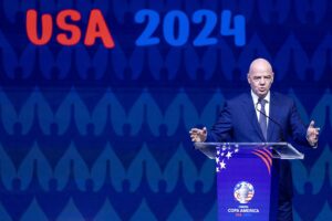 Infantino destaca en EEUU el compromiso de la FIFA en proteger la salud de los futbolistas