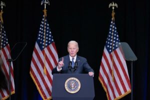 Biden responde al fiscal que investigó su retención de documentos: «Mi memoria está bien»