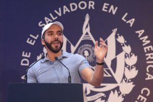 Bukele logra cerca del 82% de respaldo electoral en El Salvador y supera el 53,10% de 2019