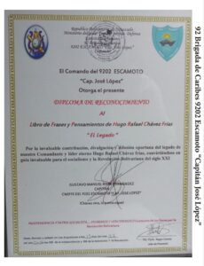 Libro de Chávez Frases y Pensamientos “El Legado” recibió reconocimiento de la 92 Brigada de Caribes 9202 Escamoto “Capitán José López”