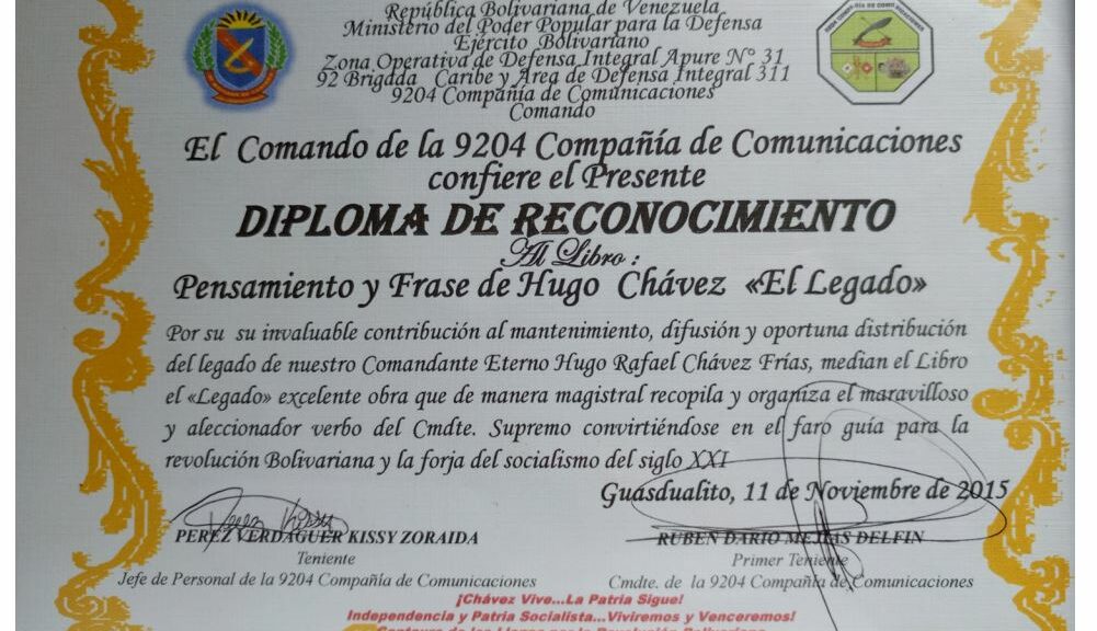 Libro de Chávez Frases y Pensamientos “El Legado” recibió reconocimiento la 9204 Compañía de Comunicaciones del Ejército Bolivariano