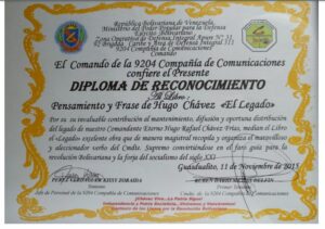 Libro de Chávez Frases y Pensamientos “El Legado” recibió reconocimiento la 9204 Compañía de Comunicaciones del Ejército Bolivariano