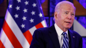 Biden está considerando imponer nuevas sanciones a Rusia por la muerte de Navalni