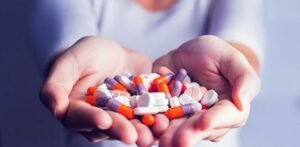 Un menor uso de antibióticos reduce la resistencia de las bacterias, confirma un informe