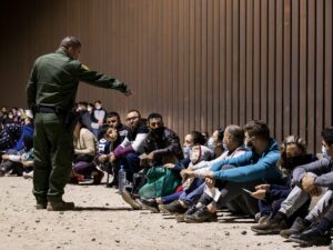 Inmigración se convierte en el principal tema de preocupación en EE.UU., según encuesta