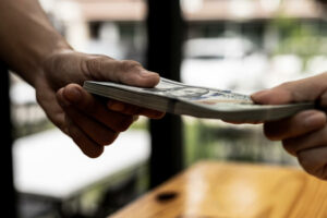 La extorsión en Colombia subió en los últimos 5 años, con más de 10.000 casos en 2023