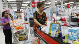 Cerca de 3 millones de venezolanos pasaron hasta un día sin comer en 2023, según Encovi