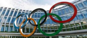 COI considera que Rusia ha alcanzado «un nuevo mínimo» con sus críticas a Bach