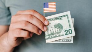 EEUU continúa como líder en confianza para inversión extranjera y China entra en el podio