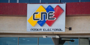 Amoroso: Tenemos las puertas del CNE abiertas para todos los que quieran venir a Venezuela
