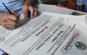 Un 70 % de los profesionales universitarios venezolanos en Uruguay no revalidaron título