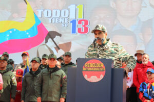 Maduro propone una reforma constitucional para aplicar «cadena perpetua» a corruptos y traidores a la patria