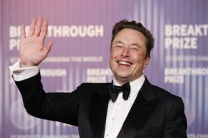 Tesla se dispara un 15 % en bolsa ante una posible licencia de su software de conducción