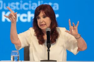 Cristina Fernández reaparecerá en público para hablar sobre «anarco-capitalismo» de Milei
