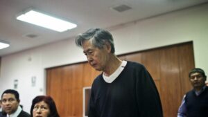 Fujimori pide que se le otorgue una pensión y prerrogativas como expresidente de Perú