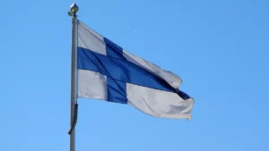Finlandia prohíbe huelgas de más de 24 horas de duración