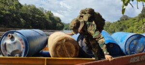 Militares incautan más de 6000 litros de combustible en Amazonas