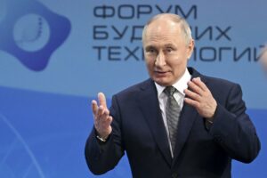 Putin encomienda a Beloúsov «ir un paso por delante» de Ucrania en innovación militar