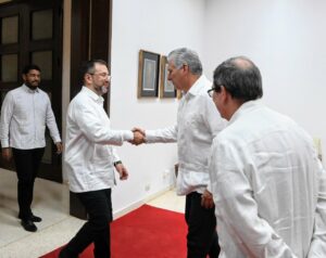 Díaz-Canel expresa su «invariable apoyo» a la Gobierno venezolano