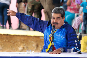Maduro anuncia su comando de campaña «Venezuela Nuestra»