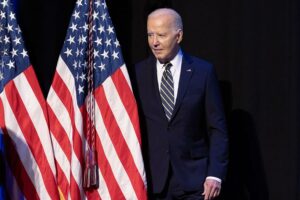 Biden intensifica su campaña para cortejar el voto afroamericano frente a Trump