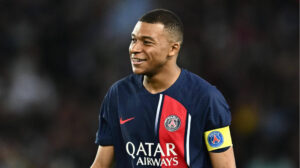 Mbappé ajusta cuentas con la dirección del PSG y agradece papel de Luis Enrique y Campos