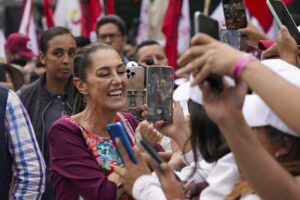 Claudia Sheinbaum, la primera presidenta que tendrá México, inspira un corrido